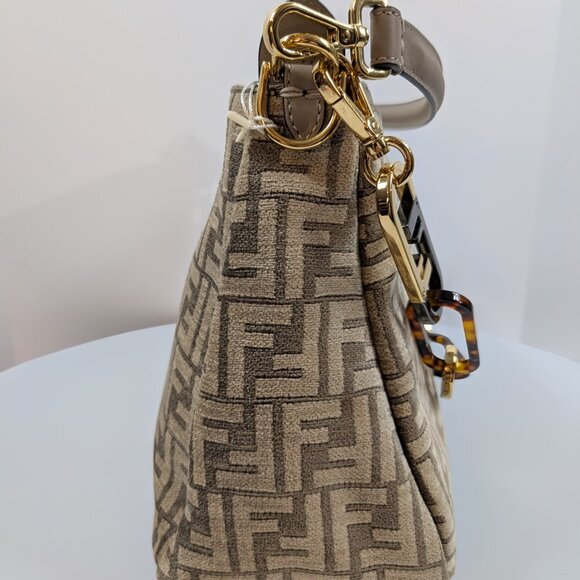 Fendi Brown O’Clock Zip Shoulder Bag Zucca Chenille Bag - Picture 5 of 16